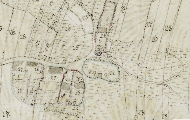 Detailierte alte Stadtkarte, die den geplanten Entwicklungsstandort mit nummerierten Gebäuden, Straßen und Text zeigt.