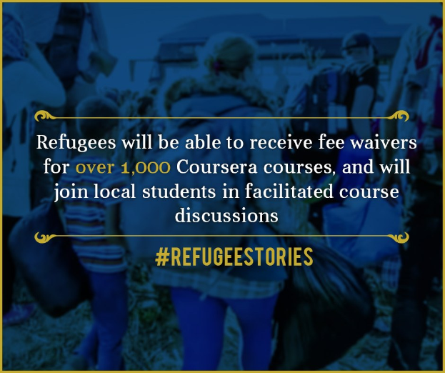 Plakat Ankündigt Gebührenbefreiungen für über 1.000 Coursera-Kurse für Flüchtlinge mit begleiteten Diskussionen neben lokalen Studenten, mit Personen mit Taschen.