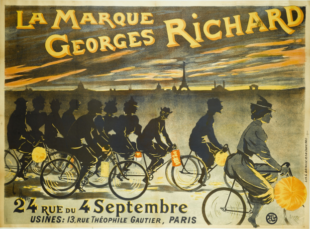 Plakat, das ein Fahrradrennen in Paris ankündigt, mit einer Gruppe von Radfahrern und dem Eiffelturm im Hintergrund, mit Text auf dem Plakat.
