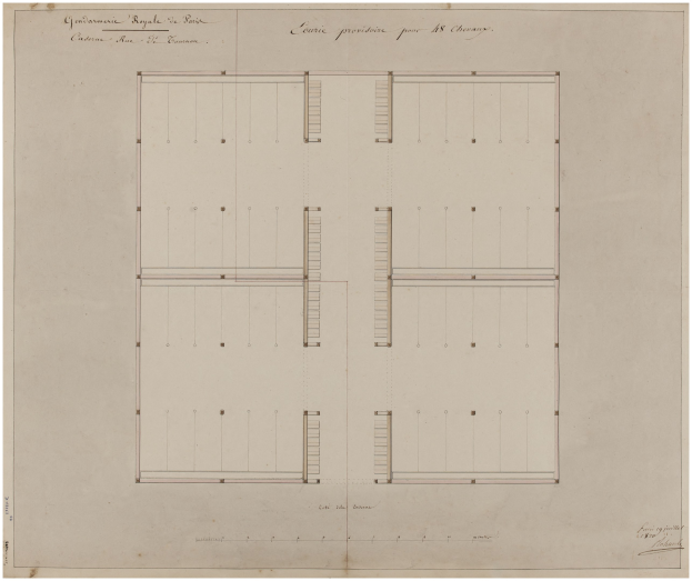 Schwarzes und weißes architektonisches Zeichnung eines 18. Jahrhundert-Gebäudes' erster Stockplan mit zahlreichen Fenstern und handgeschriebenen Anmerkungen.