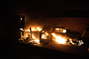 POL-ME: Zwei Autos durch Feuer beschädigt - 2508088