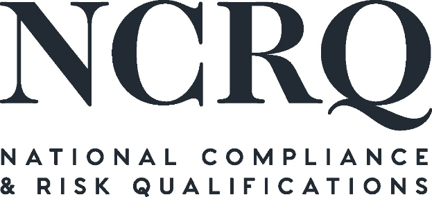 Weißer Hintergrund mit zentrierter fetter schwarzer Schrift "National Compliance & Risk Qualifications" in einer modernen professionellen Schriftart, umgeben von einem dünnen schwarzen Rand.