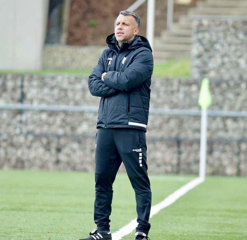 Uwe Rösler Bewerber bei VfL Bochum
