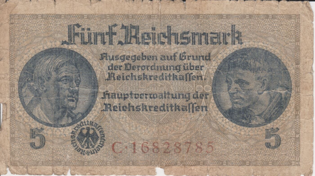 Alte deutsche 5 Reichsmark-Banknote mit einem Mannsporträt, ausgegeben in Deutschland.
