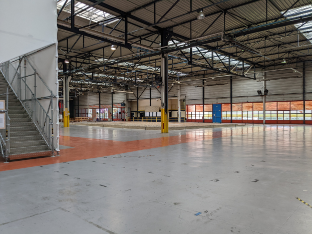 Grundsteinlegung für Logistikbereiche in Euskirchen